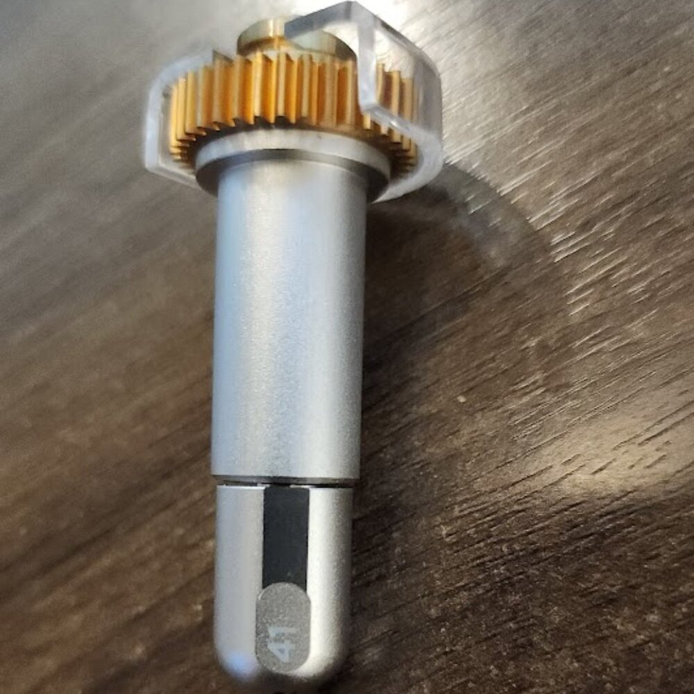 Cricut Maker Engraving Tip + QuickSwap™ Housing